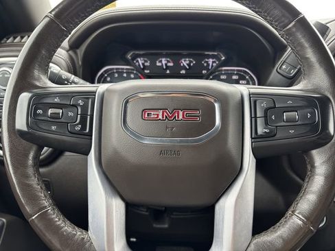 Used 2020 GMC Sierra 1500 SLT image 31