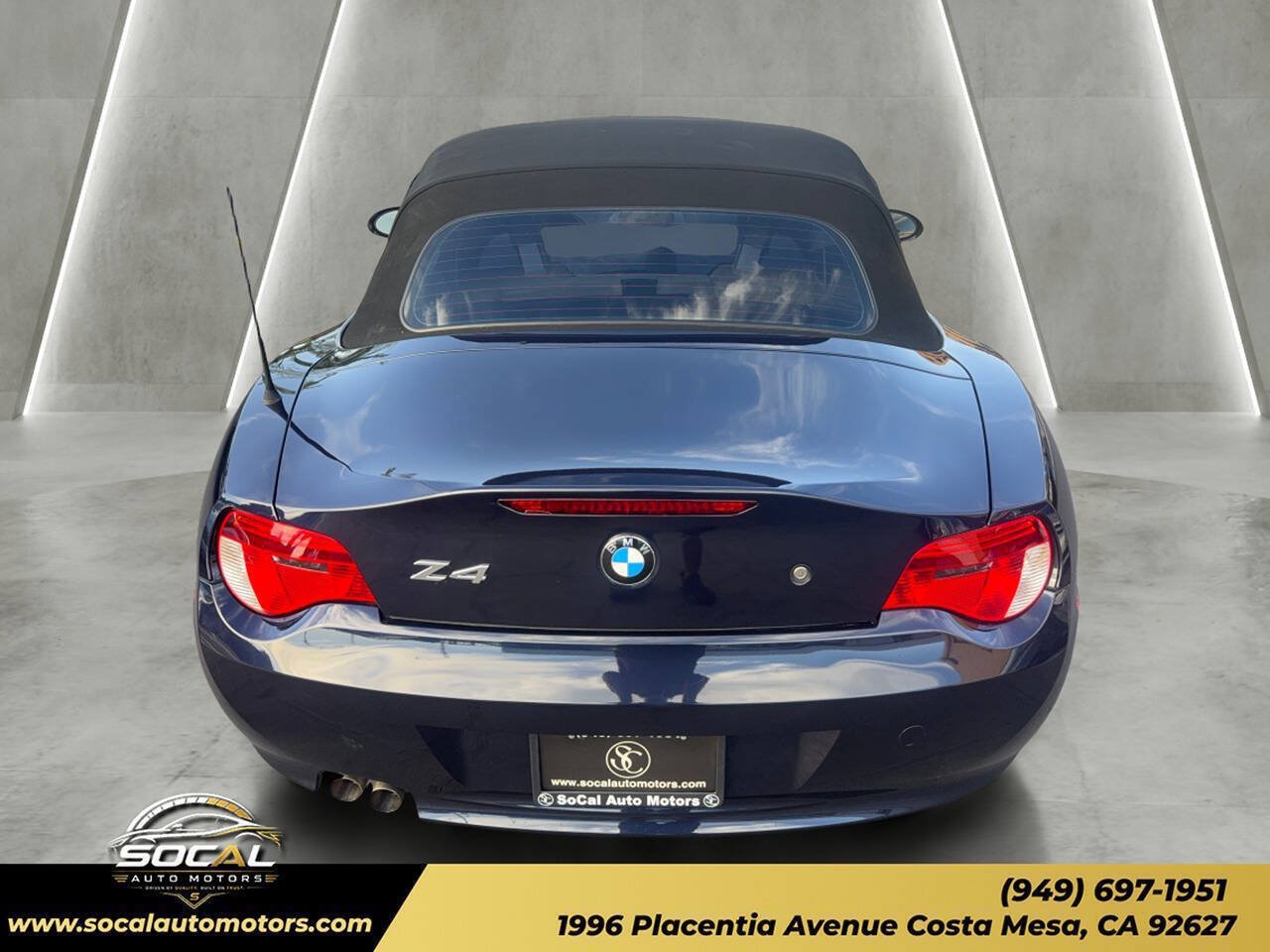 Used 2006 BMW Z4 3.0i RWD image 16