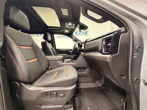 Used 2025 GMC Sierra 1500 AT4 w/ AT4 Premium Package image 20