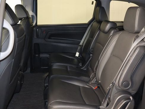 Used 2023 Honda Odyssey Touring image 15
