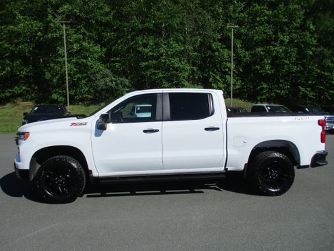 Certified 2025 Chevrolet Silverado 1500 LT Trail Boss w/ Convenience Package II AWD/4WD image 8