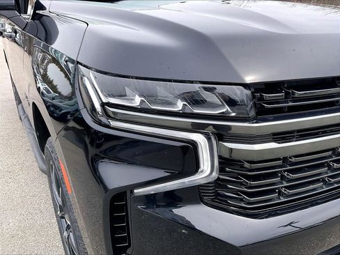 Used 2022 Chevrolet Tahoe RST w/ Luxury Package image 32