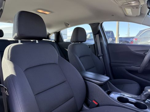 Used 2023 Chevrolet Malibu LT image 9