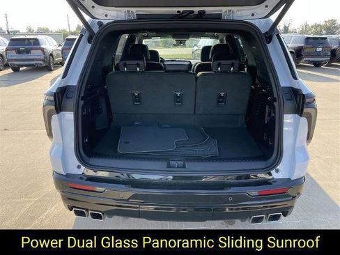 New 2026 Chevrolet Traverse High Country image 24