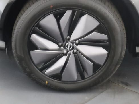 Used 2024 Nissan Ariya FWD image 14