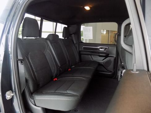 Used 2025 RAM 1500 Big Horn AWD/4WD image 29
