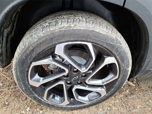 Certified 2025 Chevrolet Trax RS w/ Driver Confidence Package image 6