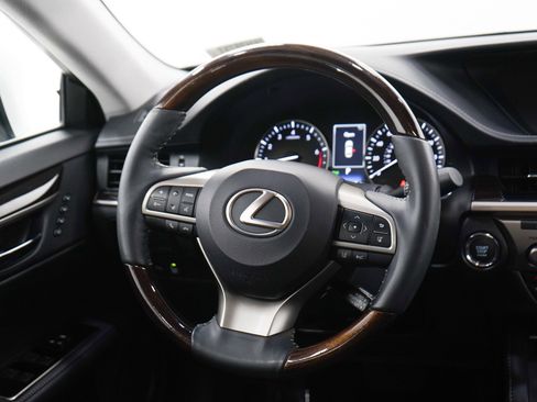 Used 2018 Lexus ES 350 w/ Premier Package FWD image 14