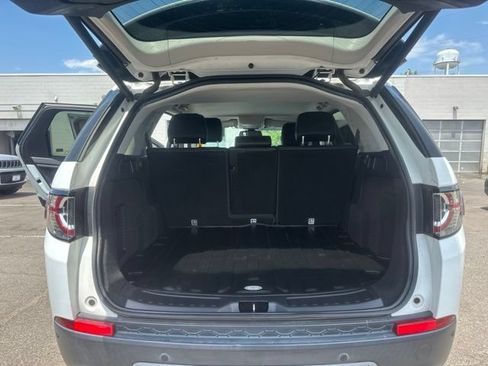 Used 2016 Land Rover Discovery Sport SE AWD/4WD image 18