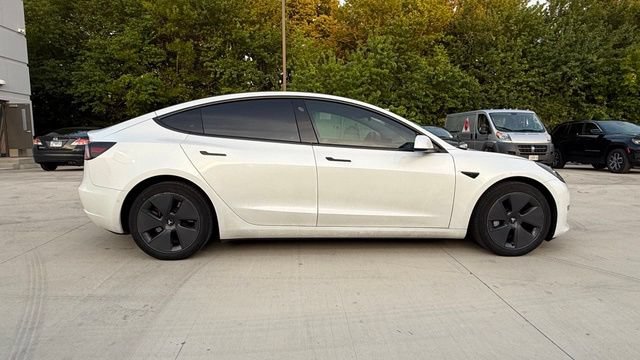 Used 2022 Tesla Model 3 Long Range AWD/4WD image 2