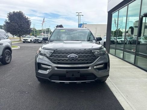 Used 2023 Ford Explorer XLT w/ Equipment Group 202A AWD/4WD image 7