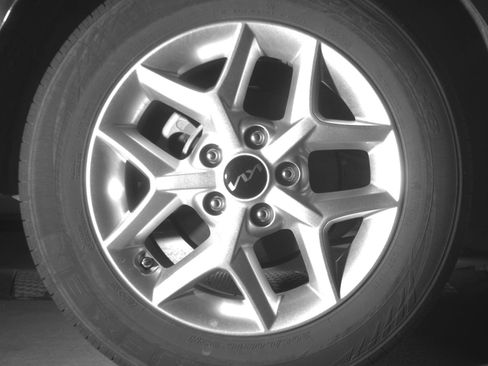 Used 2025 Kia Soul LX w/ LX Technology Package FWD image 15