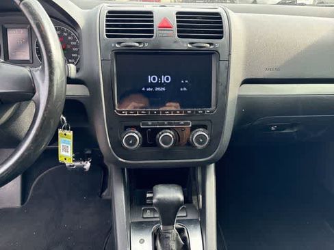 Used 2010 Volkswagen Jetta Limited Edition image 18