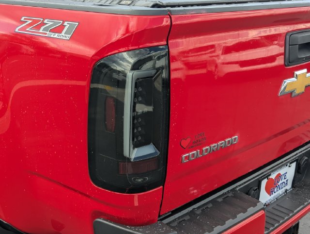 Used 2016 Chevrolet Colorado Z71 AWD/4WD image 11