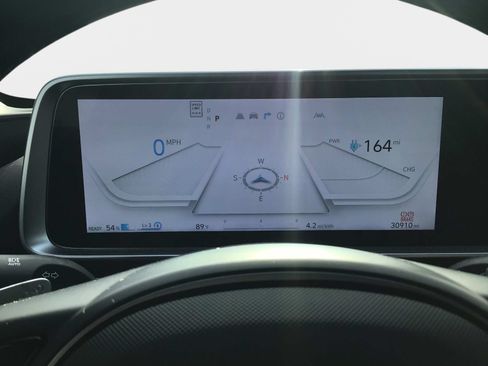 Used 2024 Hyundai Ioniq 6 SE RWD image 10