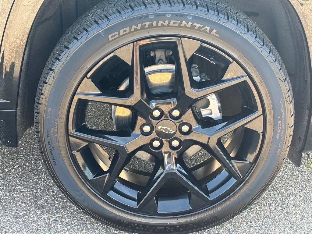 Used 2026 Chevrolet Traverse RS w/ LPO, Floor Liner Package AWD/4WD image 31