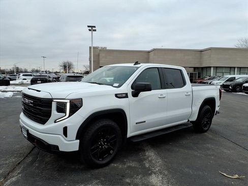 Used 2022 GMC Sierra 1500 Elevation w/ X31 Off-Road Package image 11