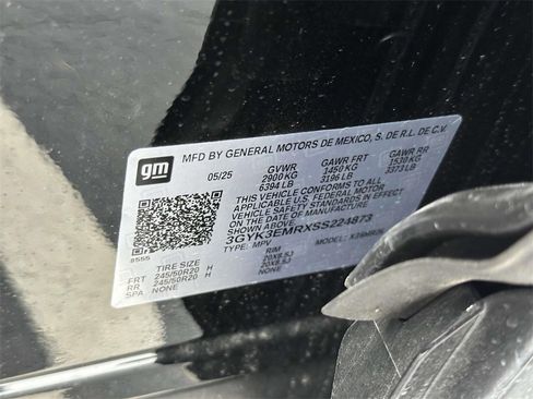 New 2025 Cadillac Optiq Sport 1 image 25