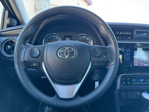 Certified 2018 Toyota Corolla LE w/ Carpet Mat Package (TMS) image 19