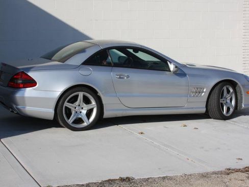 Used 2009 Mercedes-Benz SL 550 SL550 image 9