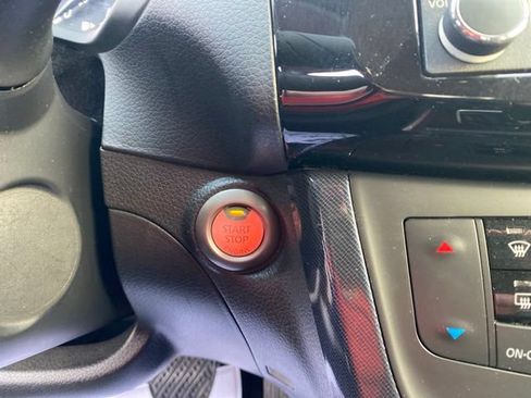 Used 2019 Nissan Sentra SR FWD image 19