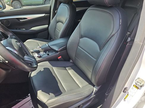 Used 2021 INFINITI QX50 Luxe AWD/4WD image 19