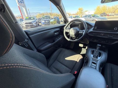 Used 2023 Honda HR-V Sport image 13