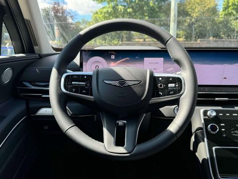 New 2025 Genesis GV80 2.5T Standard image 12