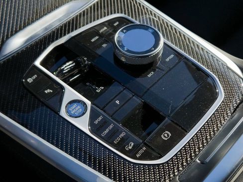 New 2026 BMW X5 M60i image 13