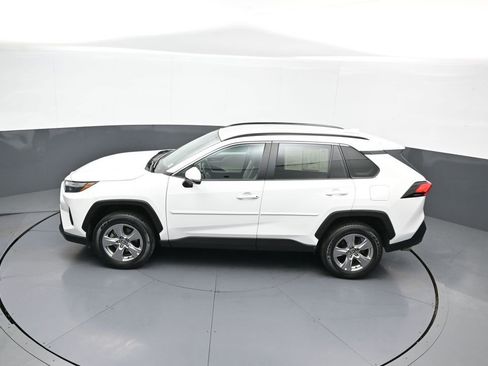 Certified 2023 Toyota RAV4 XLE w/ XLE Grade Weather Package AWD/4WD image 40