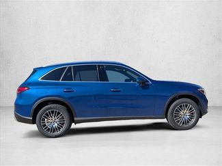 Used 2026 Mercedes-Benz GLC 300 video 4