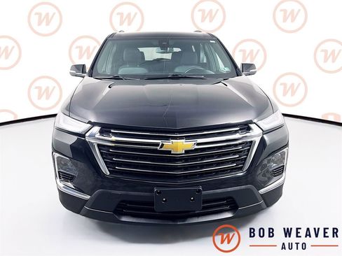 Used 2023 Chevrolet Traverse LT AWD/4WD image 2