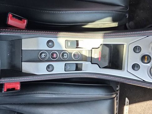 Used 2013 McLaren MP4-12C Spider image 33