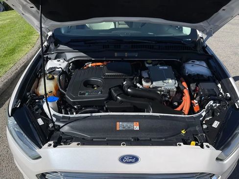 Used 2016 Ford Fusion Energi Titanium w/ Driver Assist Package image 29
