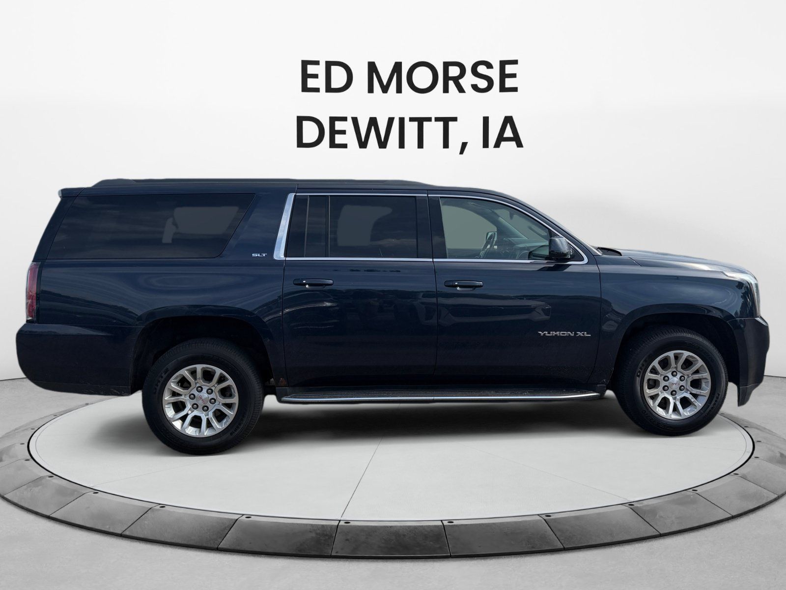 Used 2017 GMC Yukon XL SLT AWD/4WD image 6