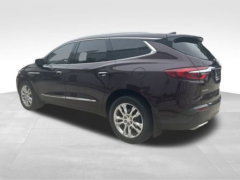 Used 2018 Buick Enclave Premium w/ Experience Buick Package image 3