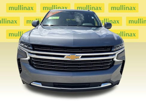 Used 2021 Chevrolet Suburban LT image 10