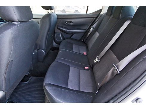 Used 2024 Nissan Sentra SV image 7