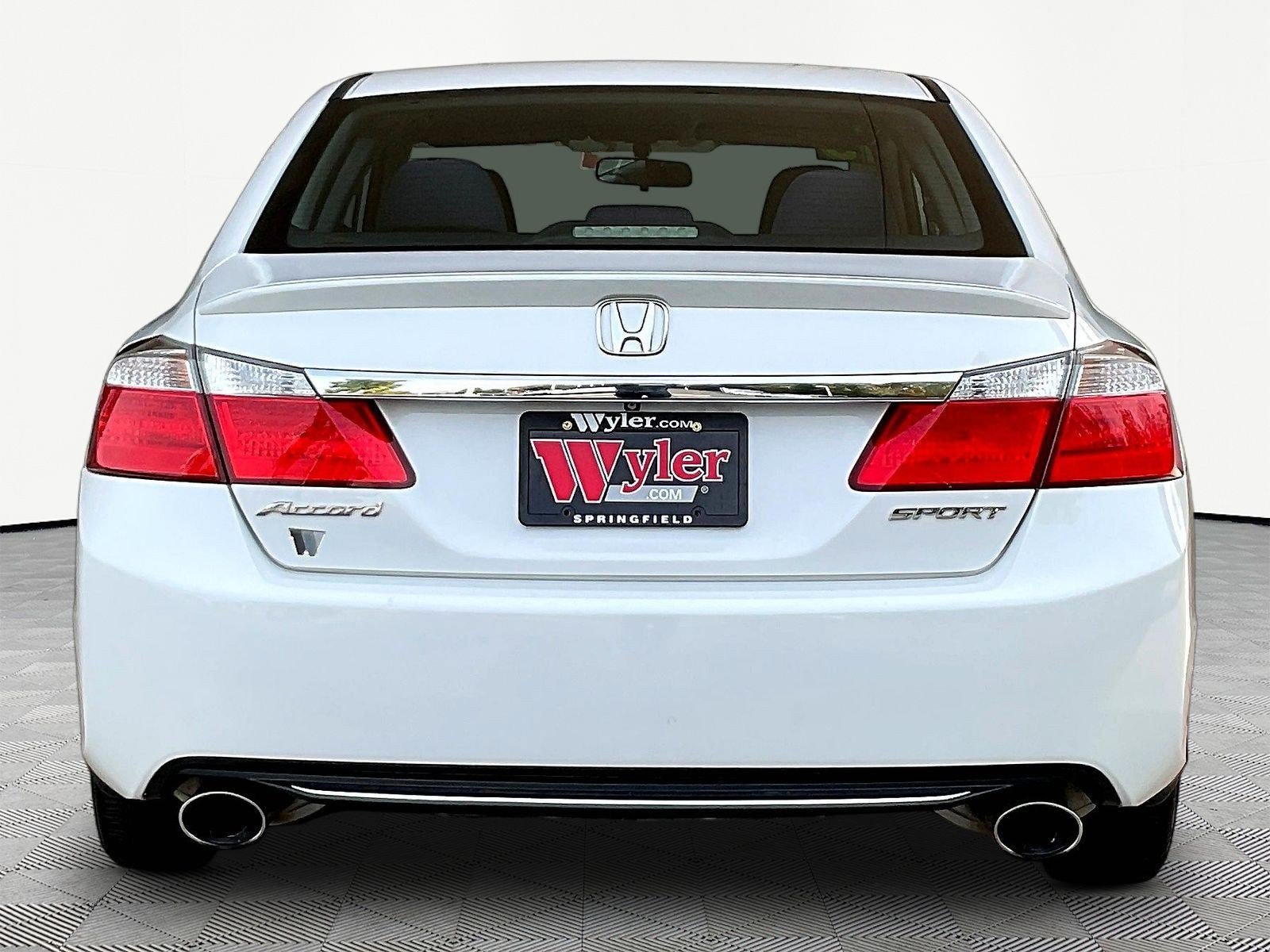 Used 2015 Honda Accord Sport image 5