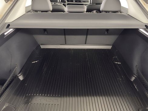 Used 2022 Audi e-tron Premium Plus w/ Premium Plus Package image 13