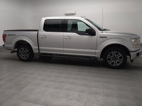 Used 2016 Ford F150 XLT w/ Equipment Group 302A Luxury RWD image 11