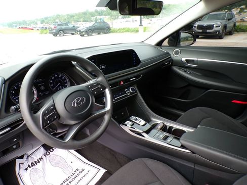 Certified 2023 Hyundai Sonata SEL w/ Cargo Package FWD image 9