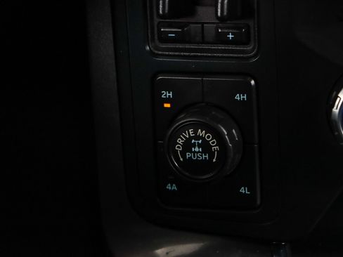 Used 2021 Ford F150 Lariat w/ Equipment Group 502A High image 22