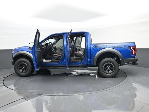 Used 2018 Ford F150 Raptor w/ Equipment Group 802A Luxury AWD/4WD image 33