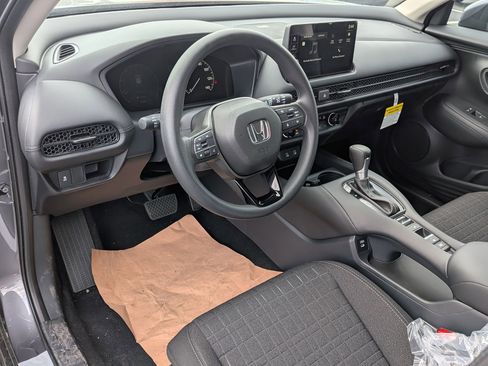 New 2026 Honda HR-V LX image 16