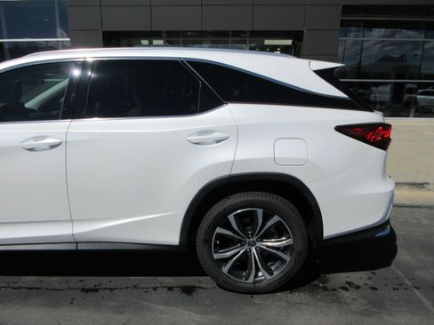 Used 2020 Lexus RX 350L Premium w/ Premium Package AWD/4WD image 4