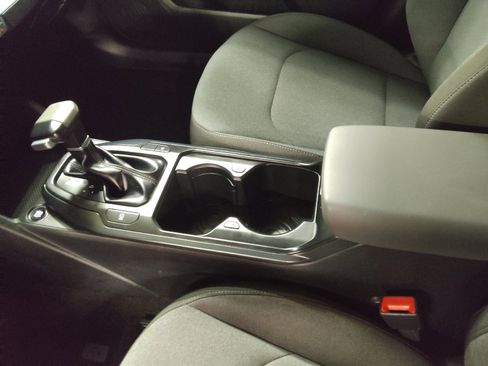Used 2025 Kia K4 FWD image 26