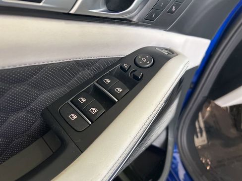 Used 2021 BMW X5 M w/ Competition Package AWD/4WD image 47