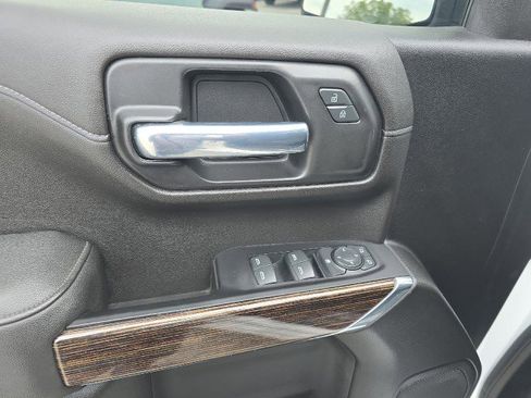 Used 2021 GMC Sierra 1500 Elevation image 27