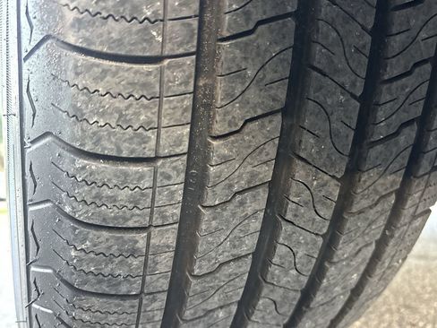 Used 2023 Nissan Frontier SV w/ Technology Package image 33